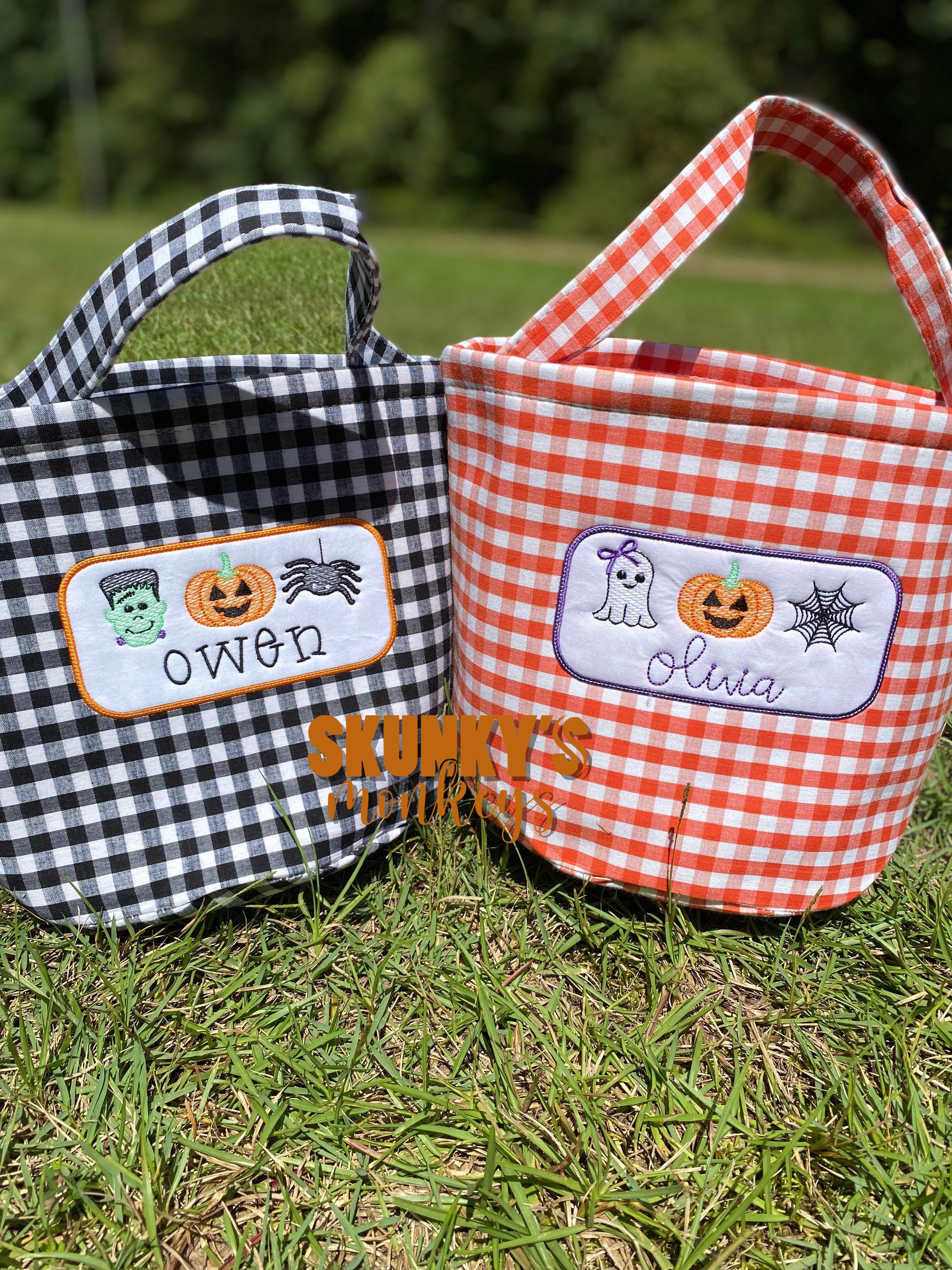 Personalized Halloween Bucket, Girls Halloween Bag, Boys Candy Bag, Gingham Tote Bag, Gingham trick or treat bucket, Kids Halloween Basket
