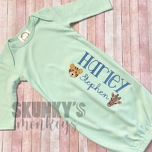 Monogrammed Baby Gown, Baby Boy Gown, Baby Girl Gown, Personalized Baby Gown, Baby Coming Home Outfit, Baby Shower Gift,