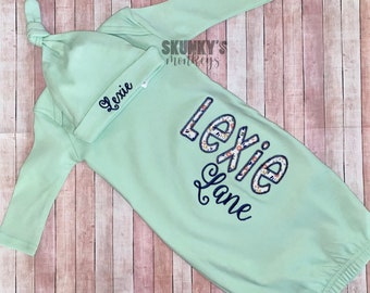 Monogrammed Baby Gown, Baby Girl Gown, Baby Girl Gown, Personalized Baby Gown, Baby Coming Home Outfit, Baby Shower Gift,