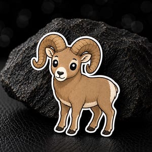 Schattige sticker van een dikhoornschaap | Kawaii ram vinyl sticker | Cadeau met bergdieren