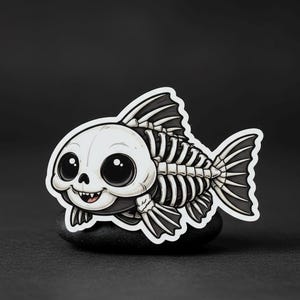 Chibi Skelettfisch Aufkleber | Gothic Fischgräte Kunst | Gruseliges Fantasy Wesen