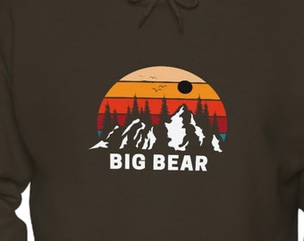 Big Bear cozy mountain style Unisex Heavy Blend Hooded Sweatshirt