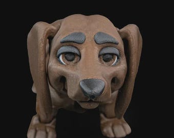 Juguete articulado de perro salchicha – Marrón oscuro, impreso en PLA en 3D, compañero de escritorio / Figura de perro salchicha ondulante para amantes de los perros salchicha y regalos.