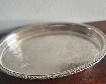 Vassoio placcato in argento WM Rogers con bordo reticolato / vassoio vintage in argento britannico / vassoio da portata inciso William Rogers
