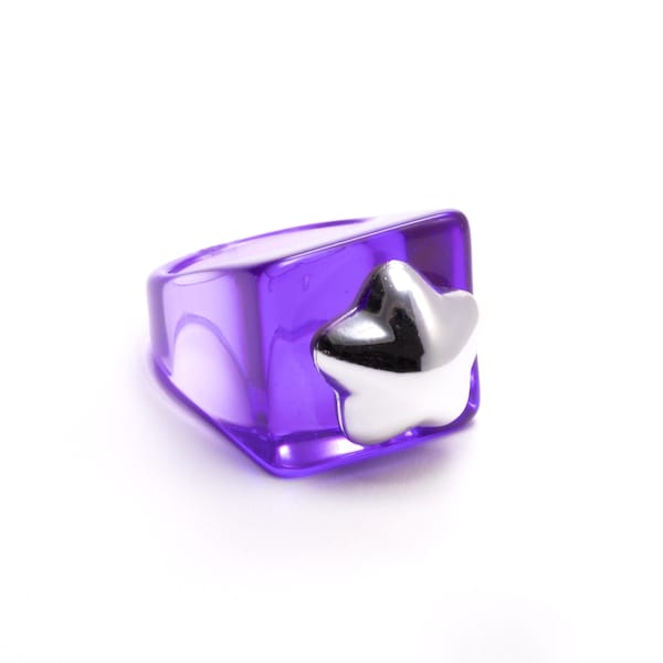 Purple Resin Ring: Silver Star Charm Y2k Kawaii Statement Jewelry - Size 8.5