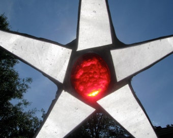 Snow Berry Star- 9 inch art glass that looks liked waxed paper or a frozen, frosty lake.