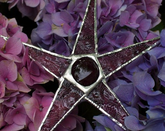 Sugar Plum- 9 inch art glass star purple patterned glass