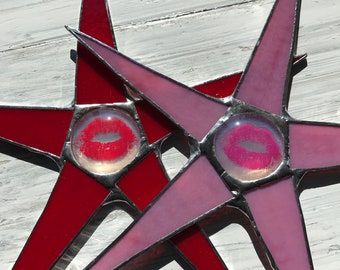 Star Kiss- 9 inch art glass star with lacquered kiss under glass dome