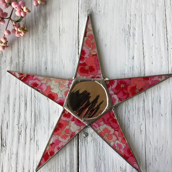 Tickled Pink Pansy star- 10 inch lacquered paper under glass points with a pale pink mirrored center