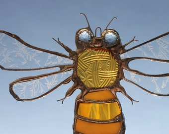 Honey Bee ornament, stained glass, bee sun catcher, golden bee,