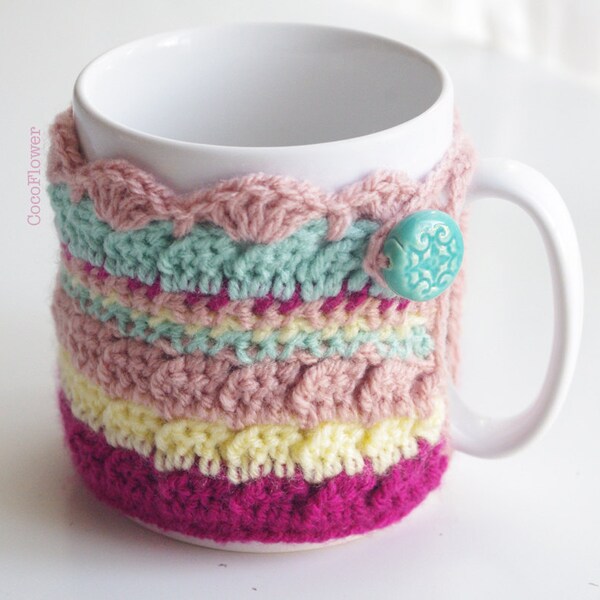 Couvre tasse en laine multicolore, rose jaune fuchsia émeraude housse de tasse à café au crochet, Cozy mug avec perle céramique artisanal