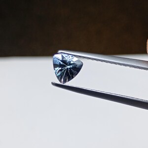 Natural unheated Tanzanite trillion 5 mm 0.50 cts for jewellery
