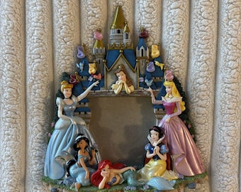RARE Walt Disney Parks Authentic Princess Castle 3D Photo Picture Frame vintage
