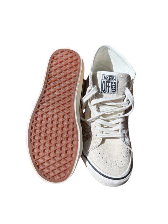 RARE Vans Sk8-hi Trippy Floral Limited Edition Sneakers  display picture 3