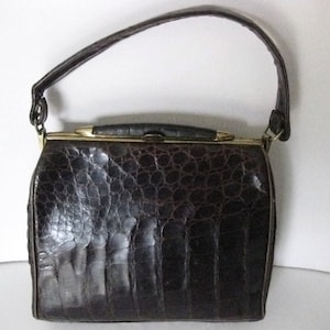 Lesco Brown Alligator Embossed Leather with Goldtone Trim Handbag-Purse Mid-Century 1950&#39;s Kelley Bag