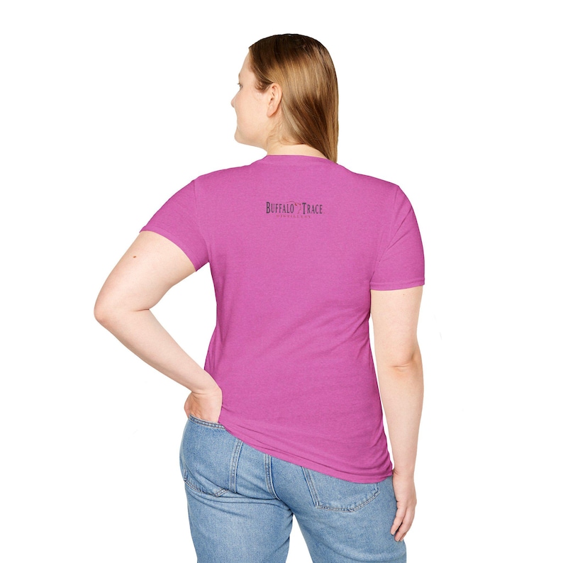 Camiseta con los nombres de los maestros destiladores de Buffalo Trace / Ropa para amantes del whisky imagen 14