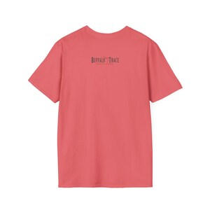 Camiseta con los nombres de los maestros destiladores de Buffalo Trace / Ropa para amantes del whisky imagen 3