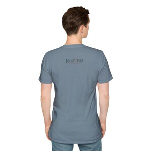 Camiseta con los nombres de los maestros destiladores de Buffalo Trace / Ropa para amantes del whisky imagen 16