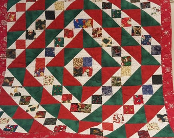 Christmas/Holiday Quilt - 38 x 38"