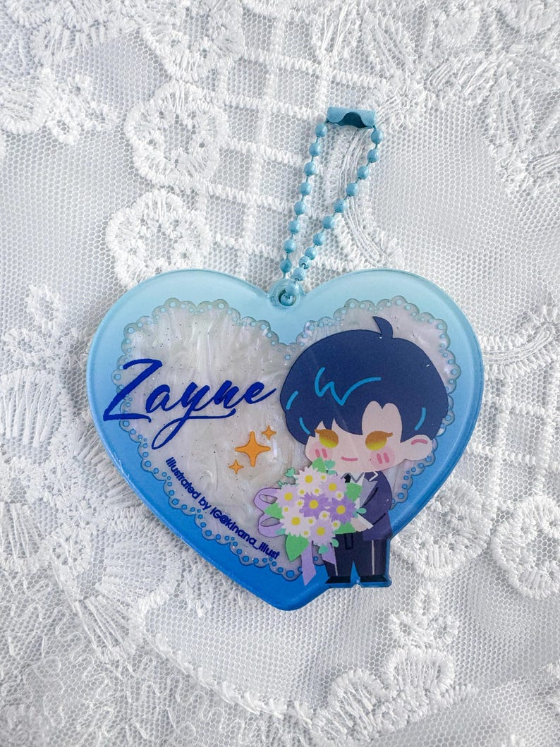 Love and Deepspace Heart-shaped Acrylic Keyholder | Elegant Mica ...