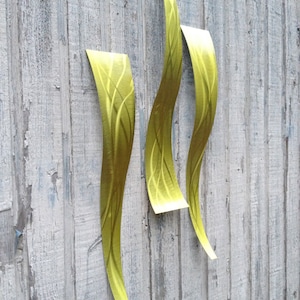 Escultura abstrata de parede em metal para escritório de jardim interno/externo por Holly Lentz