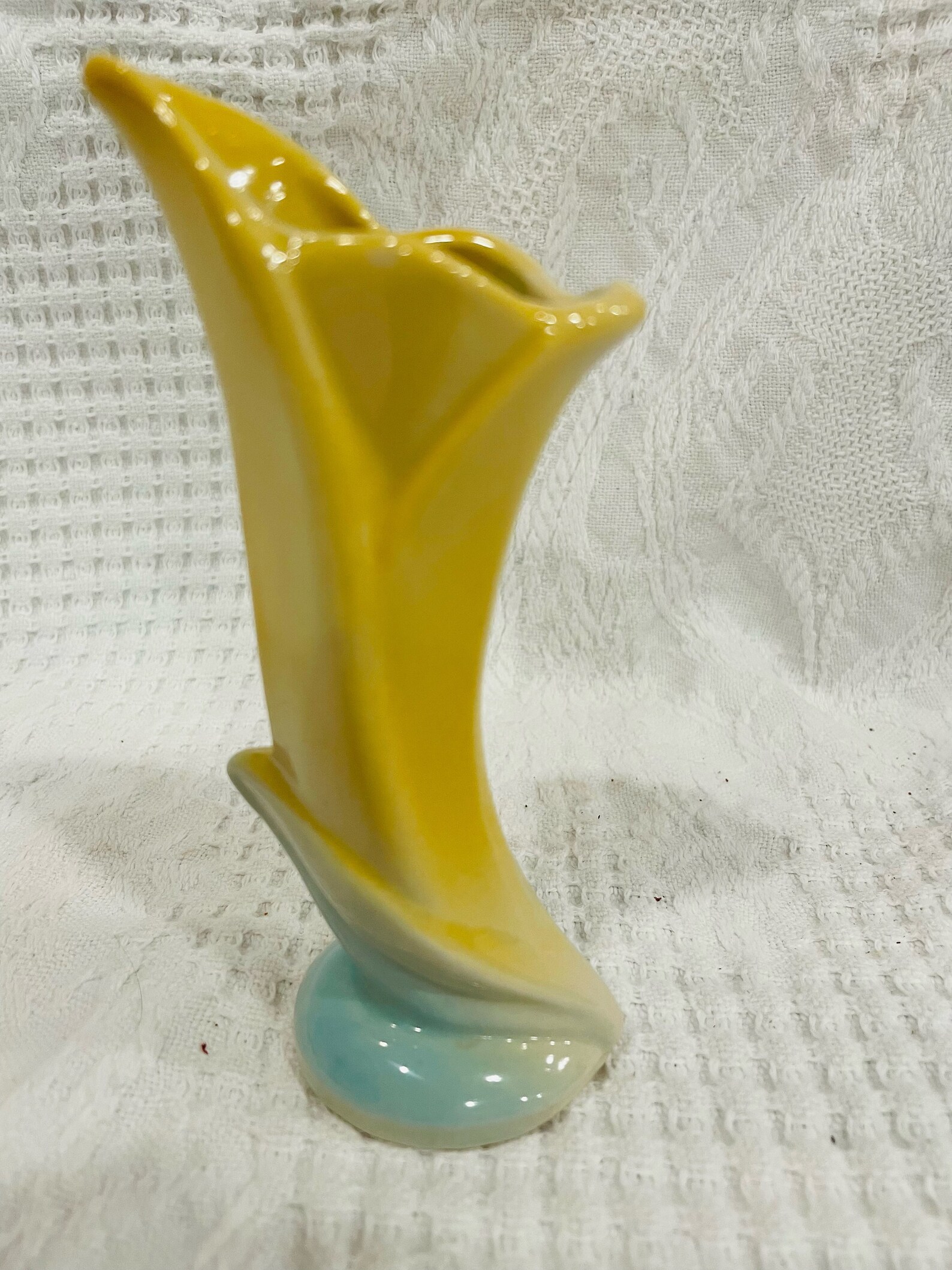 USA Pottery Bud Vases Unmarked Shawnee Lily 1125 AND Etsy
