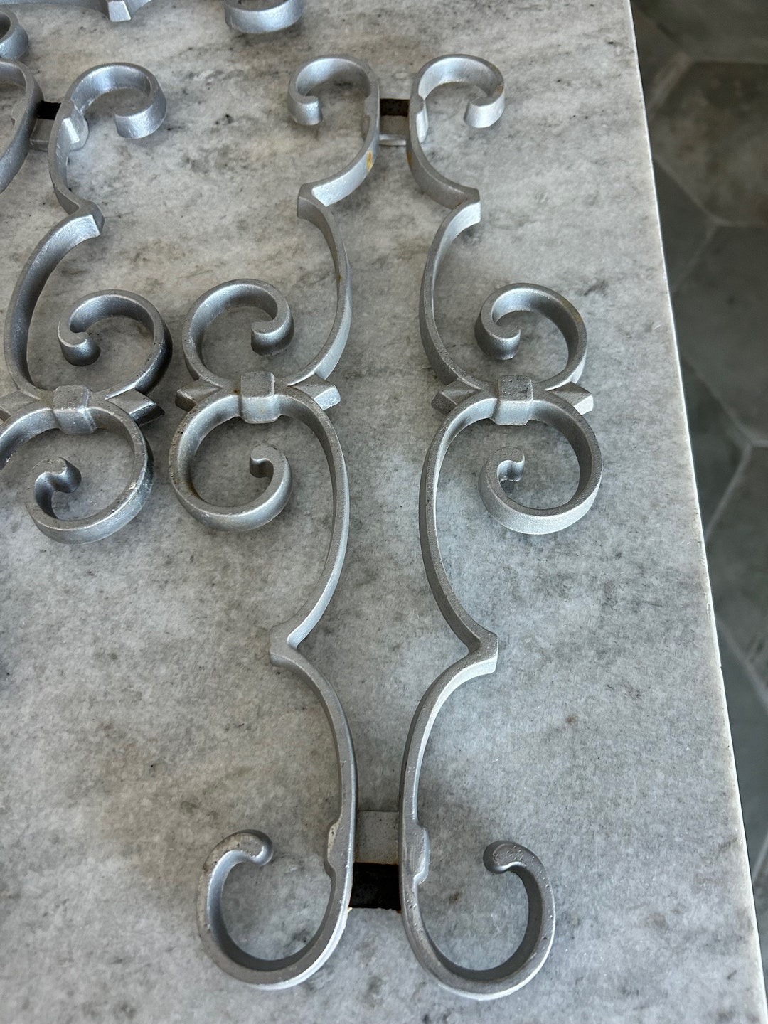 Metal Art Work Wall Decor Scrolled Fleur De Lis 16 X 6 Inches Etsy