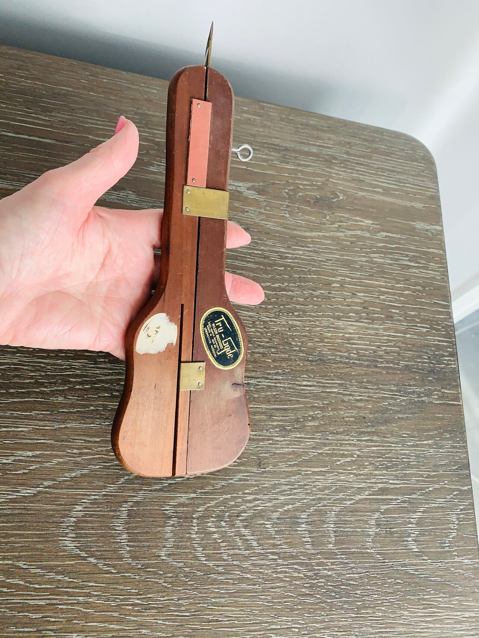 Wilson Brothers Rug Shuttle Awl Wood Label Tru-gyde 1950's - Etsy