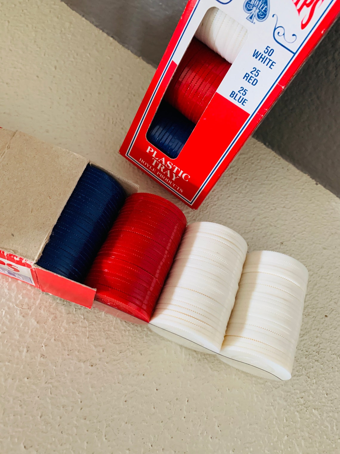 Hoyle Poker Chips Two Boxes 200 Chips Plastic Trays 1992 Etsy