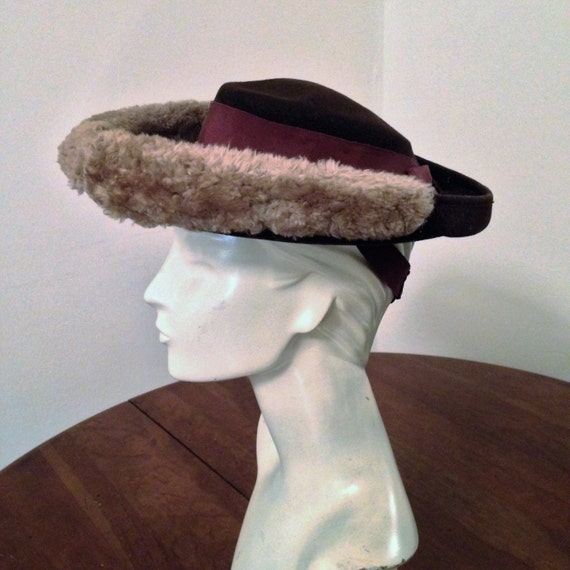 40's Ladies Brown Felt Hat With Mouton Trim by New