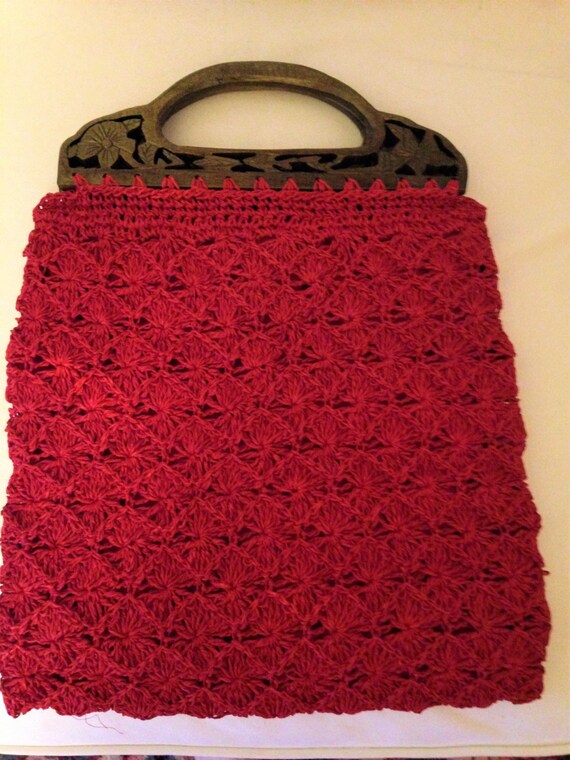 60’s Russet red Hand Crocheted Raffia Handbag - image 4