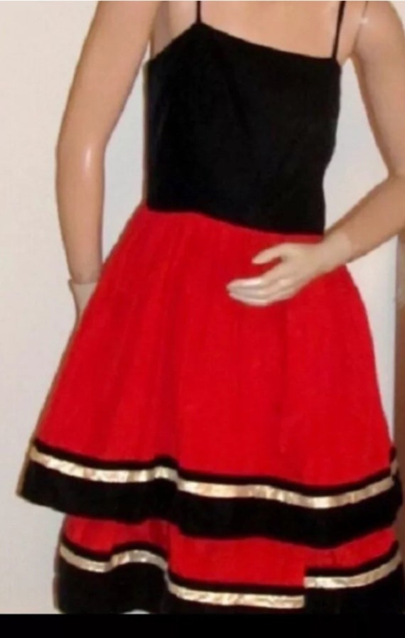 I. Magnin 50’s Party dress Black velvet, red & go… - image 2