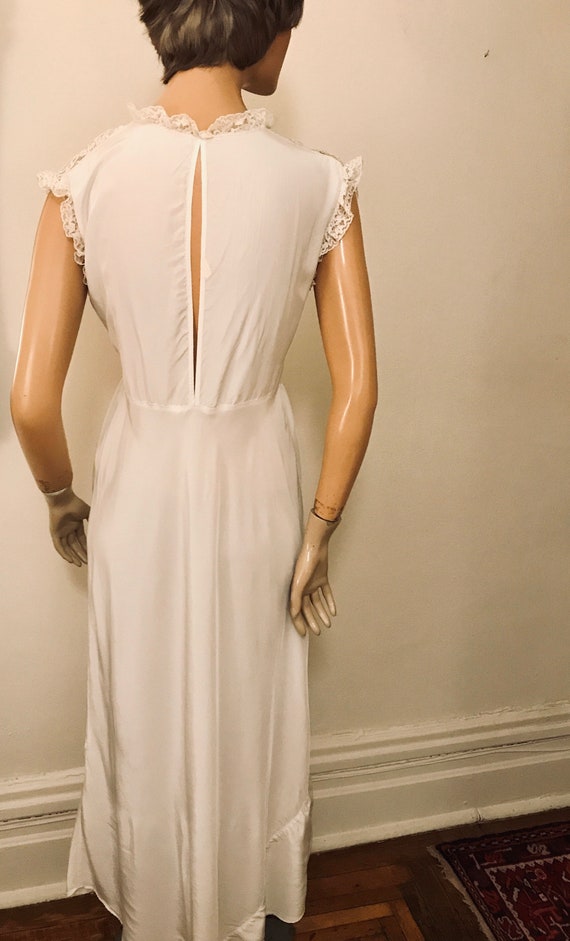 50’s white rayon and lace night gown - image 3