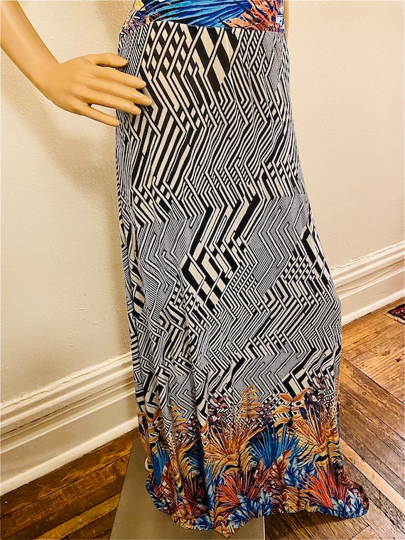 black and white abstract border print halter gown - image 7