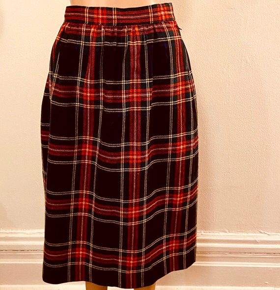 50’s red and black plaid wool gathered skirt - image 7