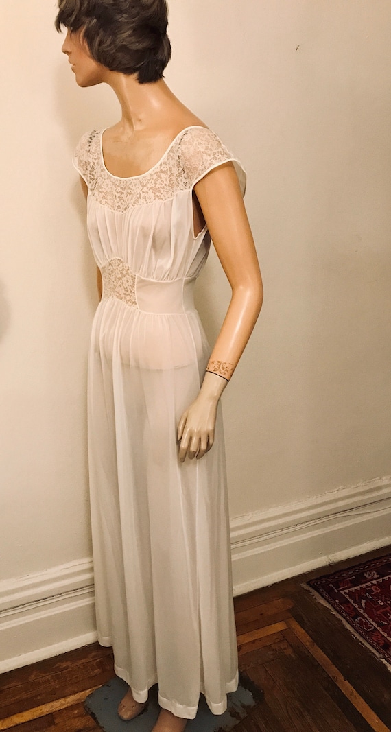50’s post war white nylon night gown with lace - image 2