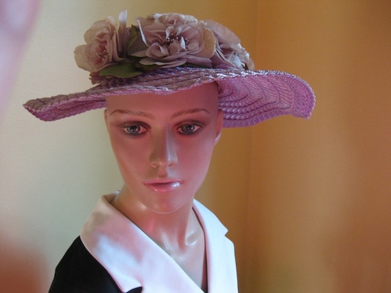 SALE 1930s Lavender Straw Portrait Hat With Lavend