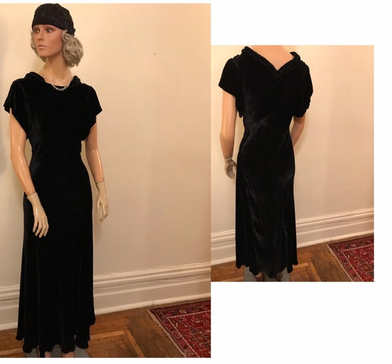 1930's Black Silk Velvet Formal Dinner Gown