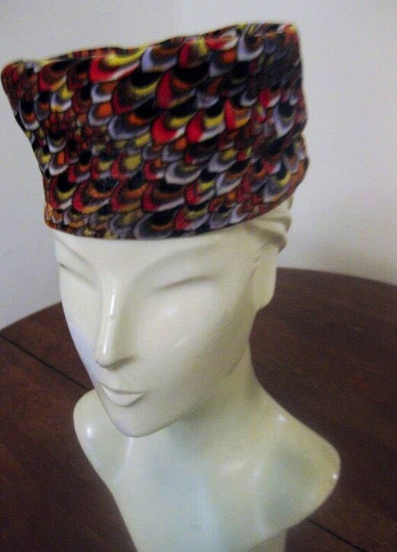 60's Peacock Print Velvet Tilt Hat by Karen - image 4