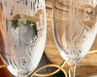 Carved Tree with Initials inside Heart | Personalized Wedding or Anniversary Gift | Hand Engraved Crystal Toasting Glasses