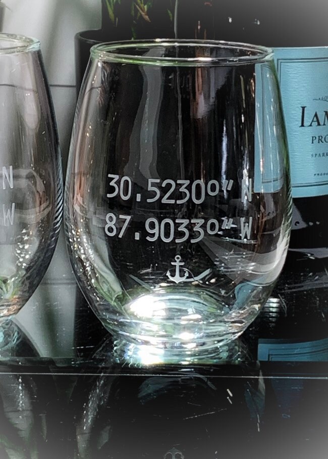 Latitude Longitude Coordinates Polar Stemless Wine Tumblers – New England  Trading Co