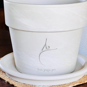 Custom Logo Clay Flower Pot: Deep Etched Terra Cotta Planter