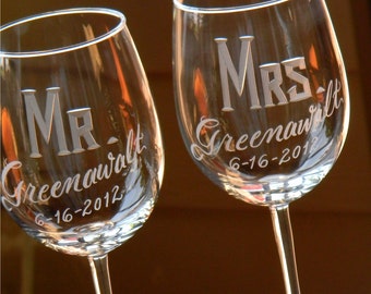 Engraved Personalized Mr & Mrs Wine Glasses, Set of 2