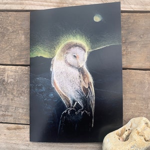 Grote A5-verhaalkaart van "The Night Owl" van Hannah Willow, inclusief kort verhaal. Een wenskaart voor de mensen van wie je houdt