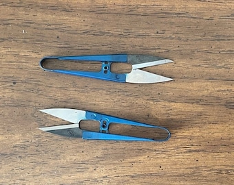 Two (2) Lightweight, handy THREAD CLIPPERS from Beadsmith TWO Scissors