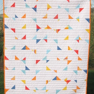 PDF PATTERN, Confetti Crib Baby Geometric Triangle Quilt or Wall Hanging