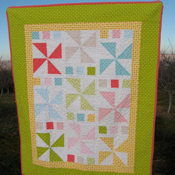 PDF PATTERN, Pinwheel Parade Crib and Doll Quilt