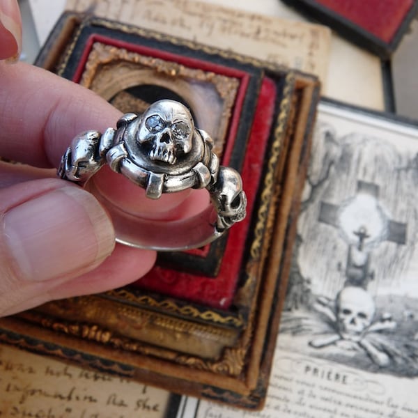 Vintage Memento Mori Skull Ring, offered by RusticGypsyCreations