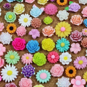 Thumbtacks, Mixed Flower Thumbtacks, Mix Wild Flower Pushpins, Large Variety Floral Push Pin Set, Pretty Flower Push Pins, Flower Pushpins