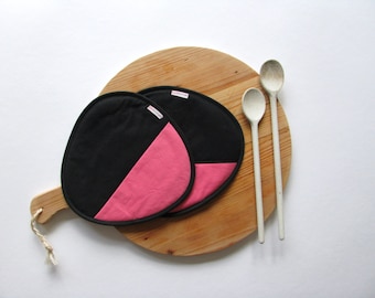handmade large kitchen potholders - modern black pink trivets - housewarming gift - hostess gift - foodie gift idea